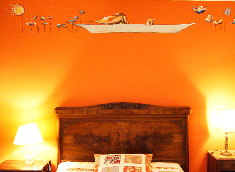 fresque en frise dans la chambre. Une étape avant de passer en couleurs